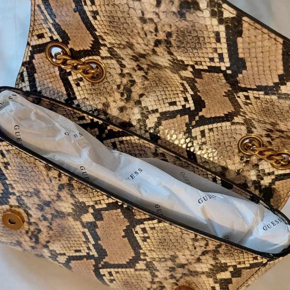 GUESS crossbody bag - Picture 4 of 5